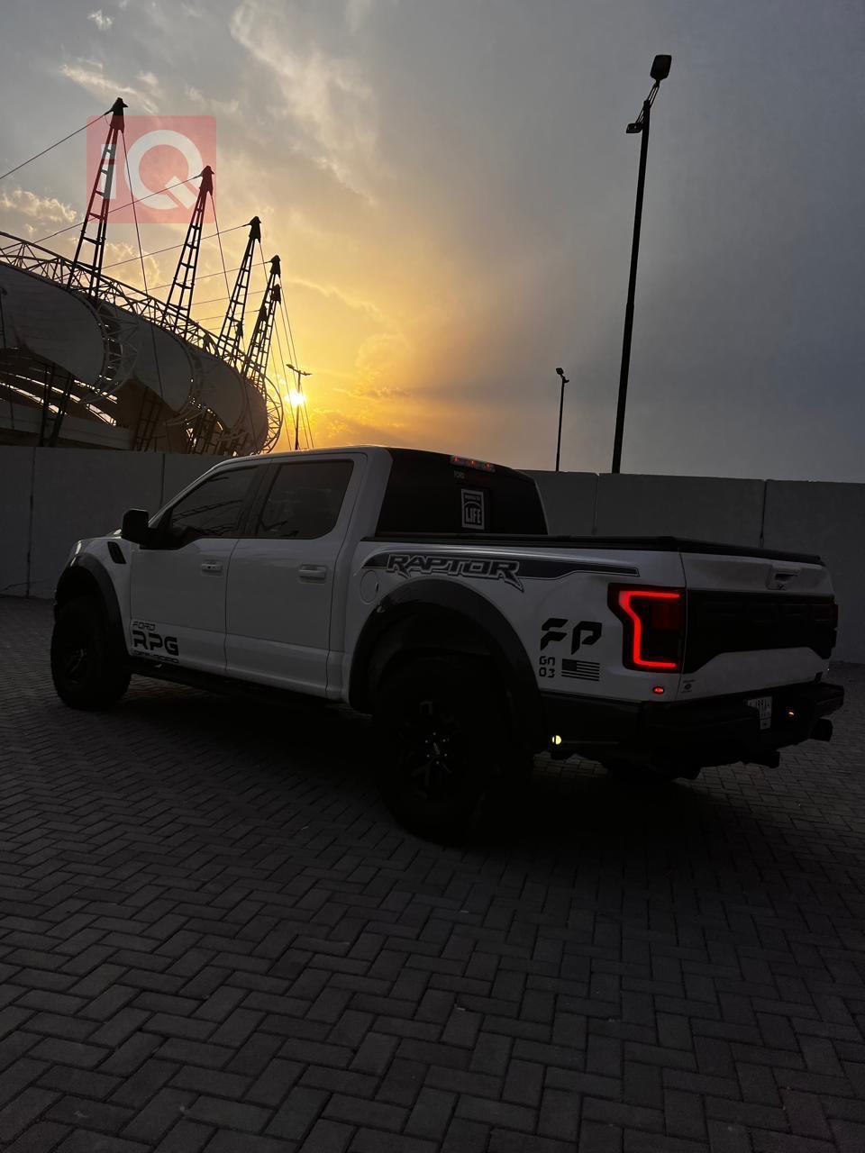 Ford F-150 Raptor